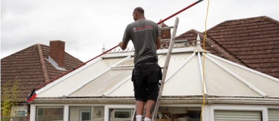 roof cleaning in Oldham