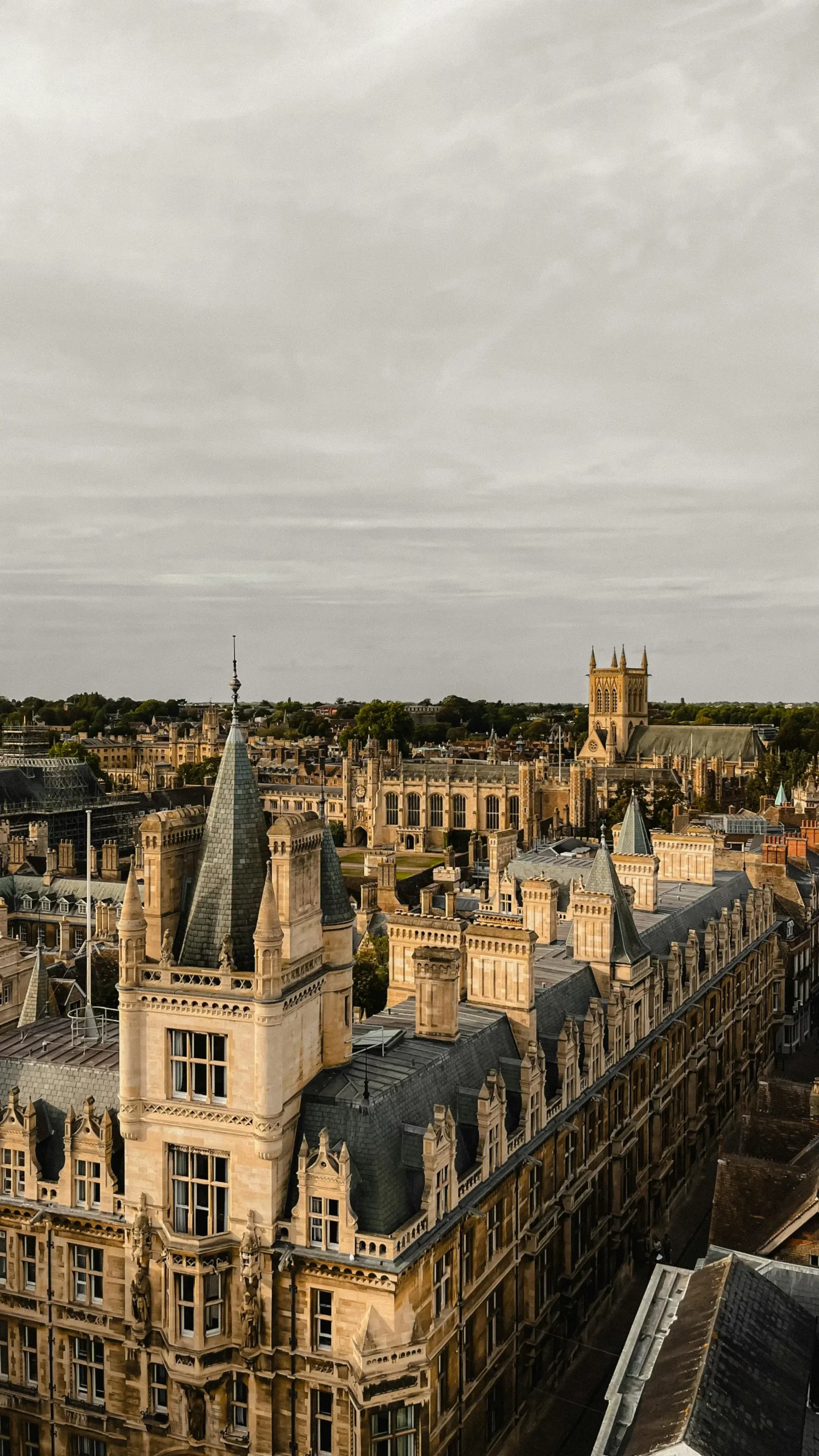 An aerial view showing Cambridge university along with the surroundings to show where a gutter cleaner is typically at in this area.